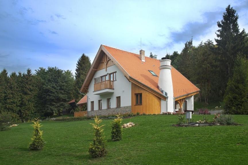 Aliret Vadaszhaz Ságvár 外观 照片